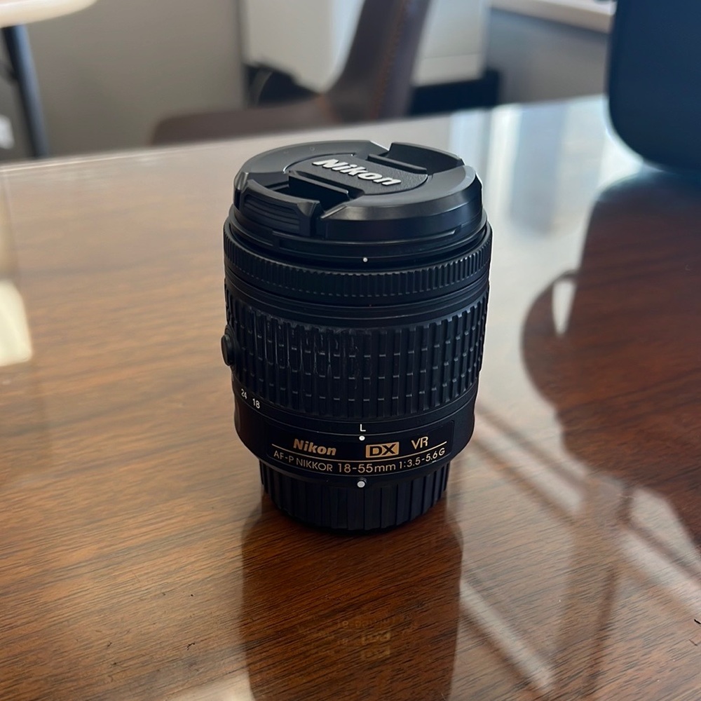 Nikki’s 18-55 mm lens